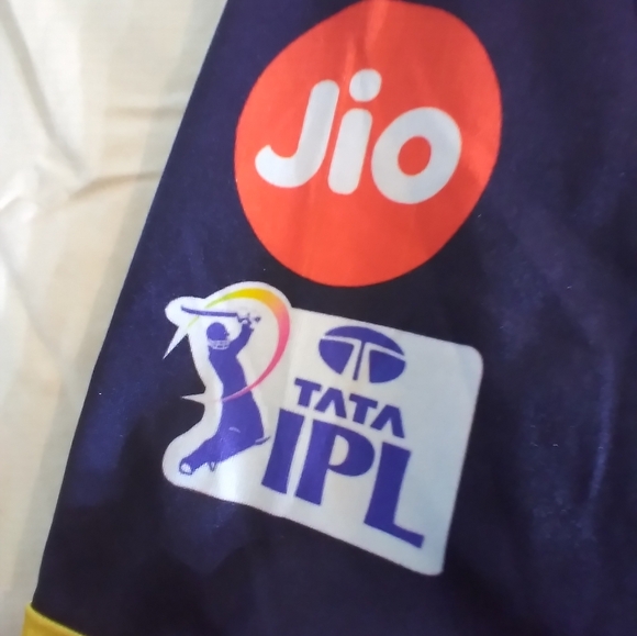 Qatar Airways Red and Blue Soccer T Shirt Size XL Sports Activewear - Picture 7 of 10